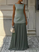 Women's Sleeveless Maxi Dress with Flowing Pleats – Elegant Bridesmaid Gown