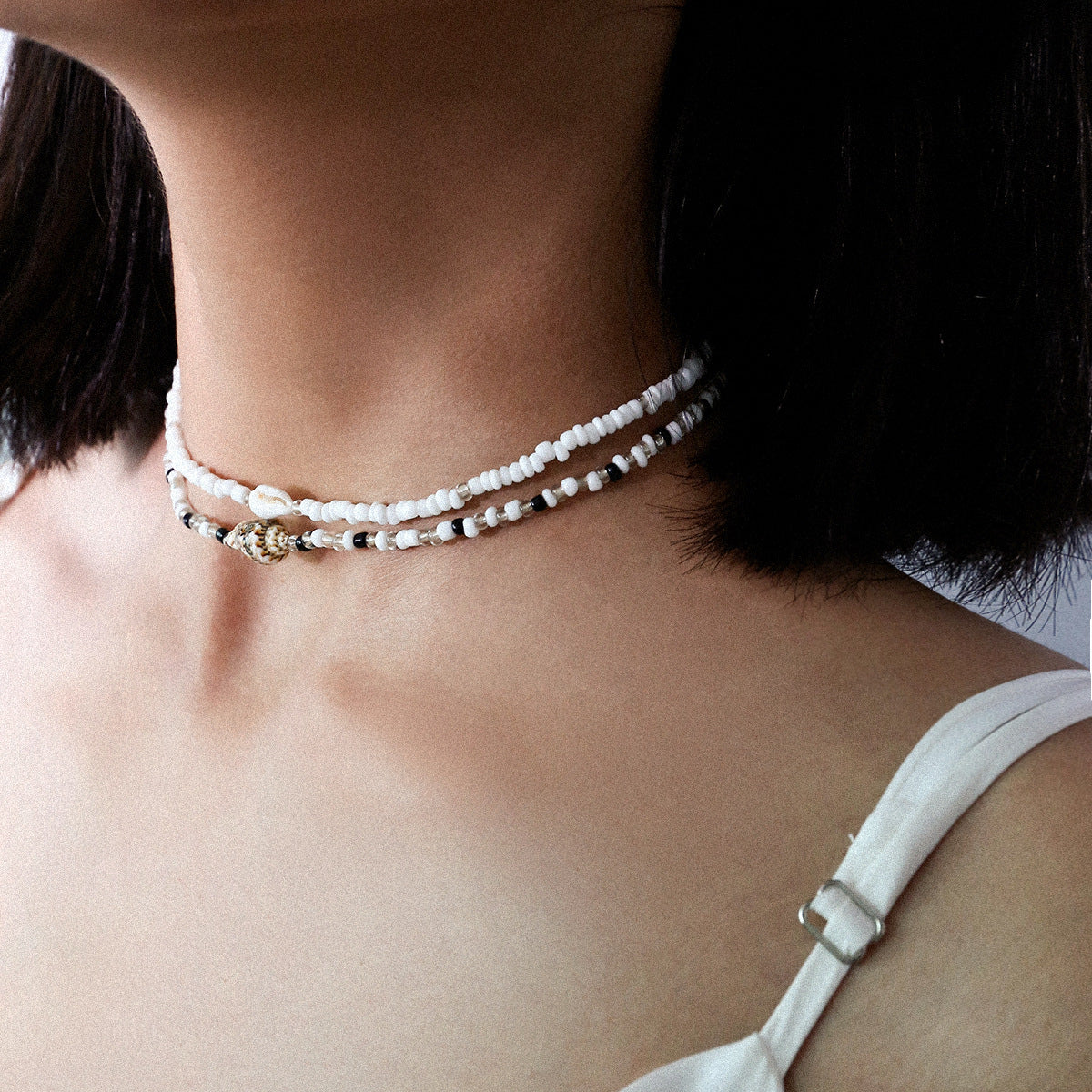 Women's Elegant Mixed Bead And Seashell Multilayer Necklace – Boho Chic Statement Jewelry
