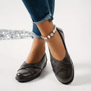Women's Black Closed-Toe Leather Flats – Comfortable Casual Slip-On Shoes