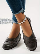 Women's Black Closed-Toe Leather Flats – Comfortable Casual Slip-On Shoes
