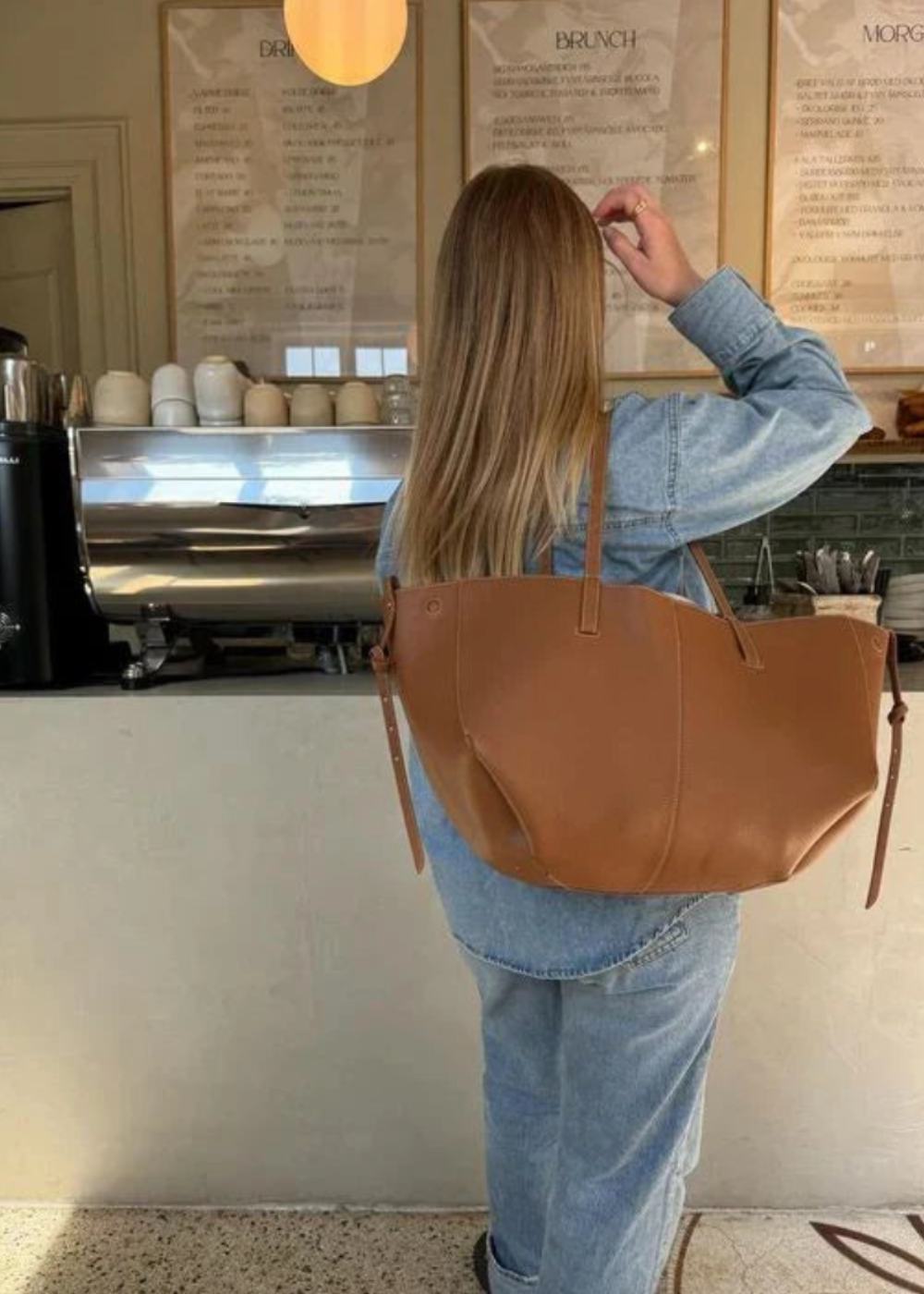 Elegante Damen Handtasche – Geräumig & Zeitlos im Design