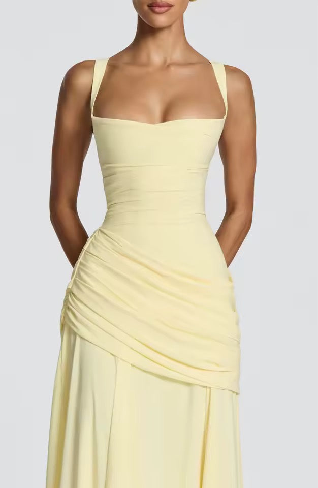 Elegant Maxi Dress with Asymmetrical Ruffles: Flattering Fit for Events 4