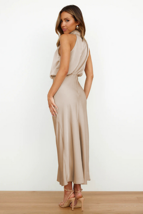 Elegant Midi Dress with Asymmetrical Neckline – Perfect for Special Occasions 6