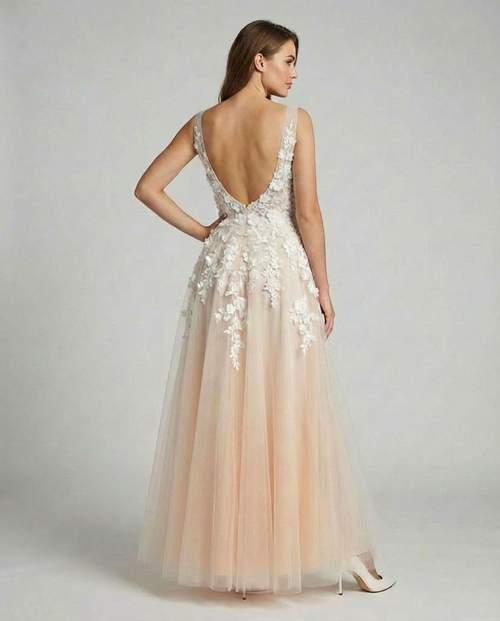Women's Elegant V-Neck Floral Embroidered Wedding Dress – Luxury Bridal Gown