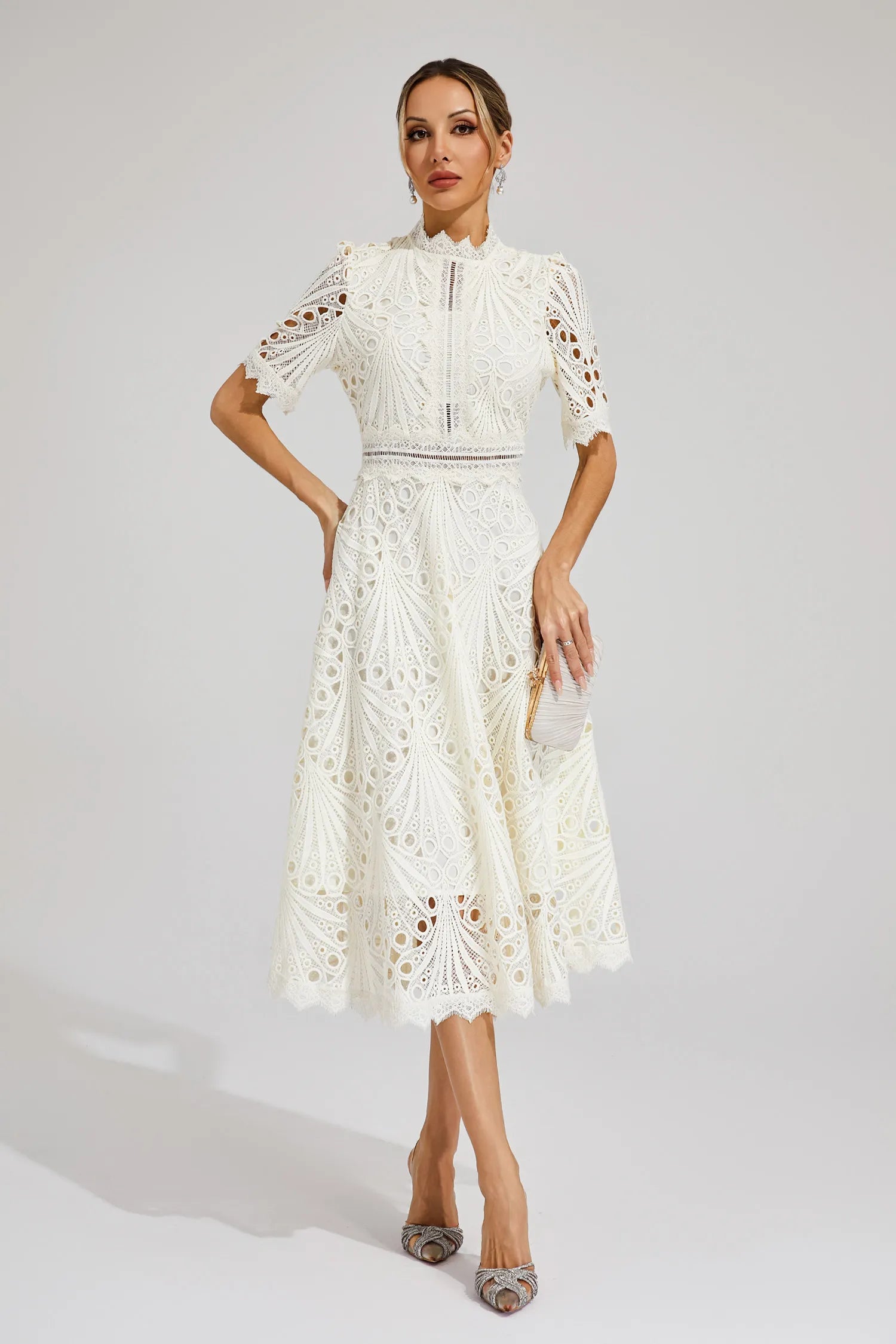 Lace Midi Dress – Elegant Scoop Neckline for Weddings and Special Events