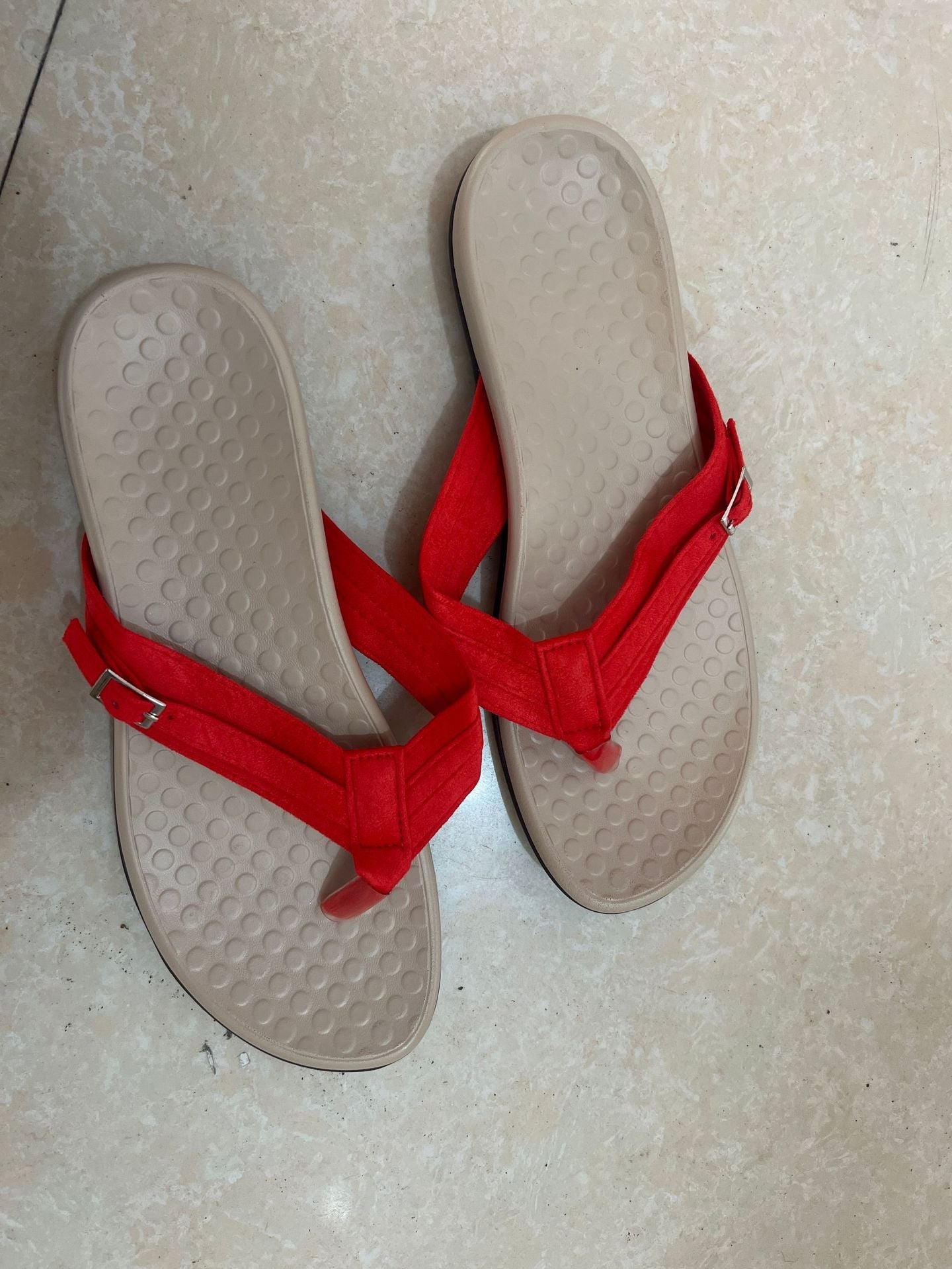Women's Flip-Flops With Adjustable Strap And Ergonomic Sole
