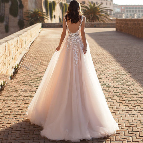 Women's Graceful V-Neck Floral Detail Wedding Dress – Romantic Bridal Gown