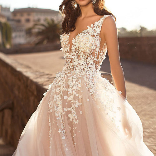 Women's Graceful V-Neck Floral Detail Wedding Dress – Romantic Bridal Gown