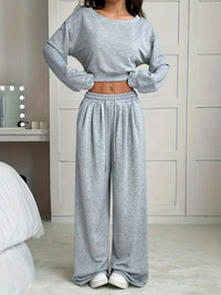 Women’s Sweater Two-Piece Lounge Set – Cozy Relaxed Fit Outfit