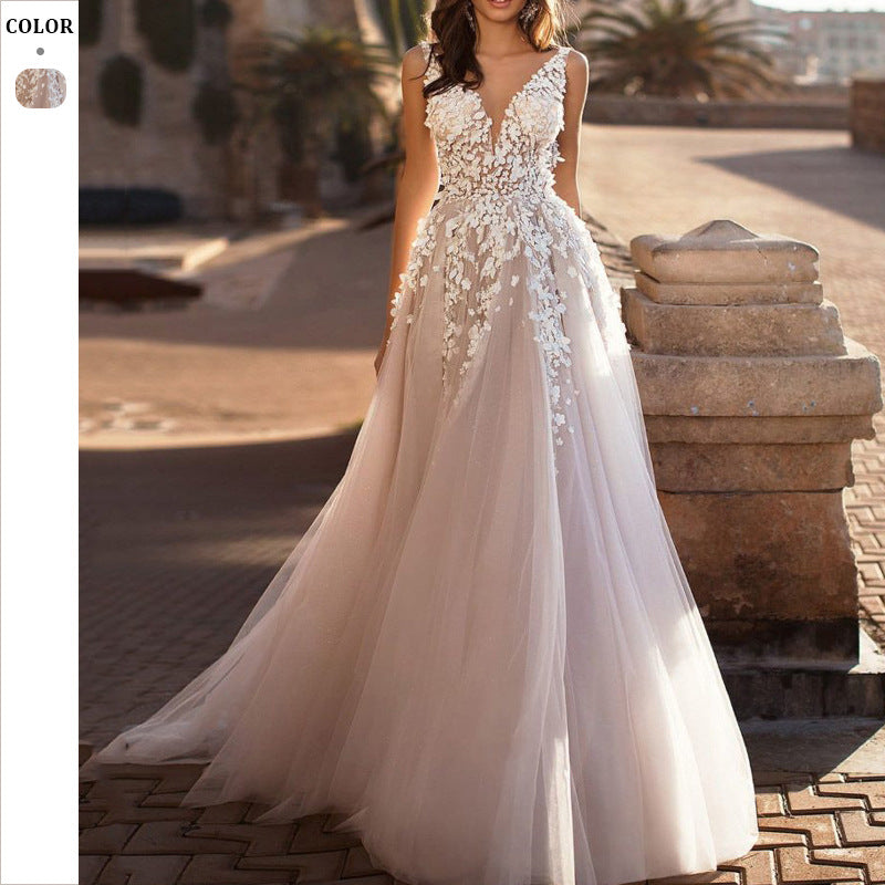Women's Graceful V-Neck Floral Detail Wedding Dress – Romantic Bridal Gown