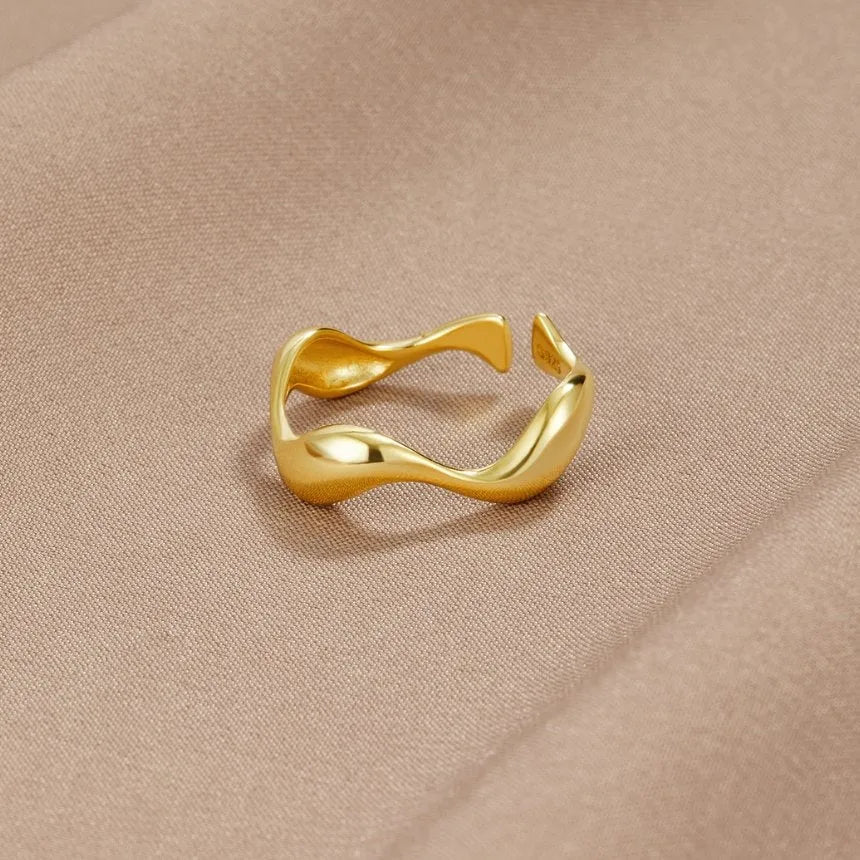 Women's Minimalist Gold Plated Ring – Adjustable Elegant Jewelry