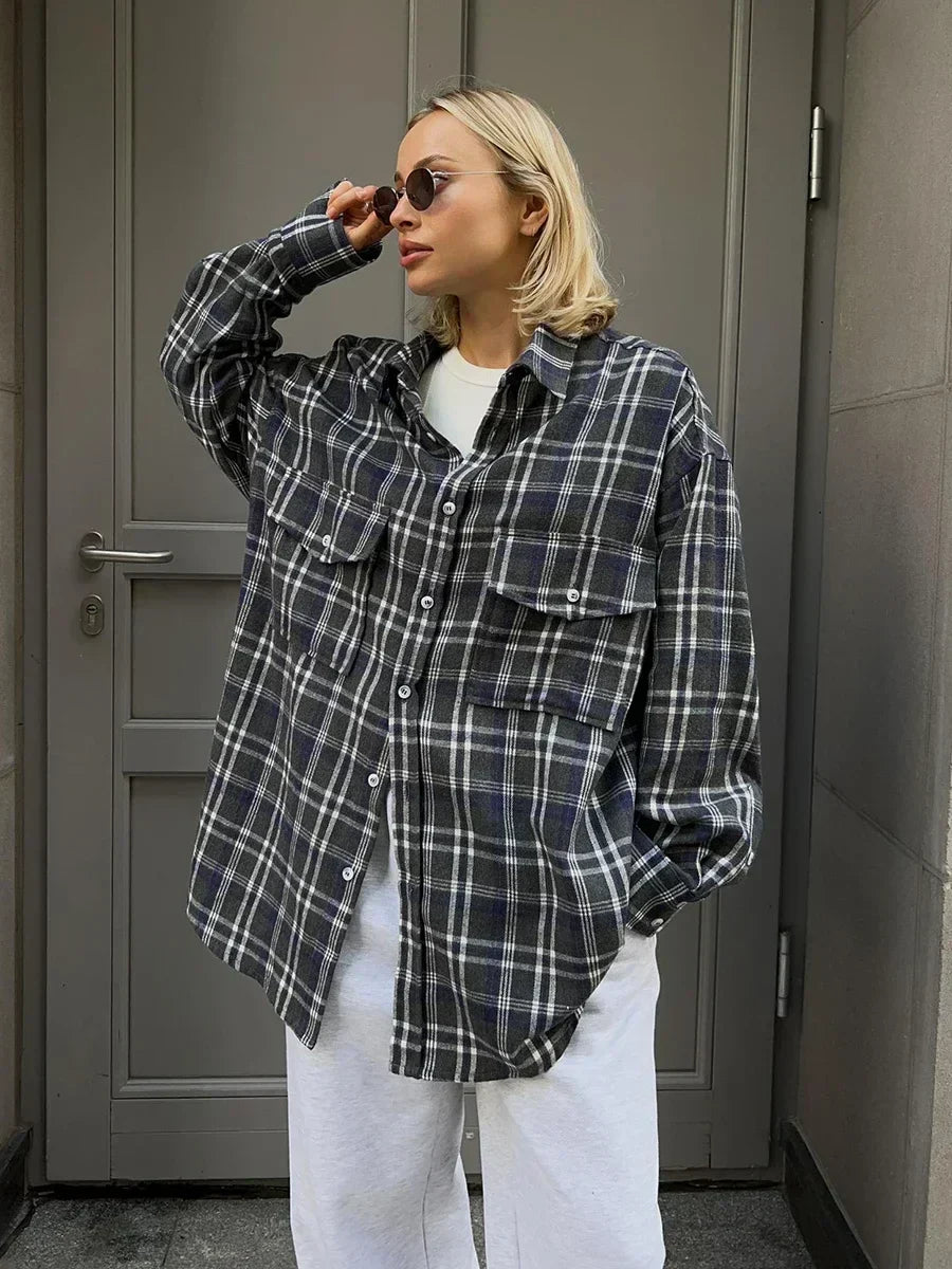 Women's Vintage Checked Flannel Shirt – Loose Fit Long Sleeve Top