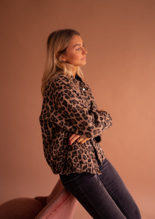 Stylish Leopard Print Bomber Jacket for Women – Trendy Lightweight Outerwear, Versatile Fit, Casual or Dressy 5