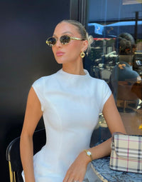 Vintage Small Sunglasses for Women – Classic Retro Design with UV400 Protection
