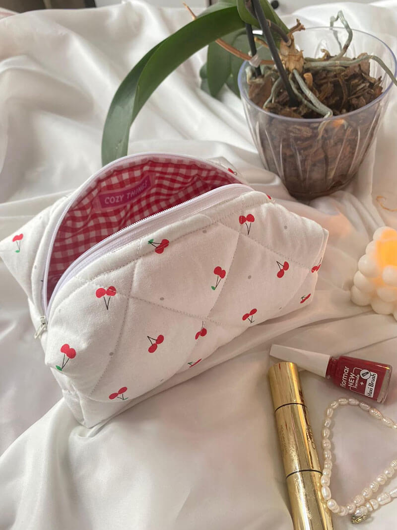 Women Cosmetic Bag Cherry Pattern 2