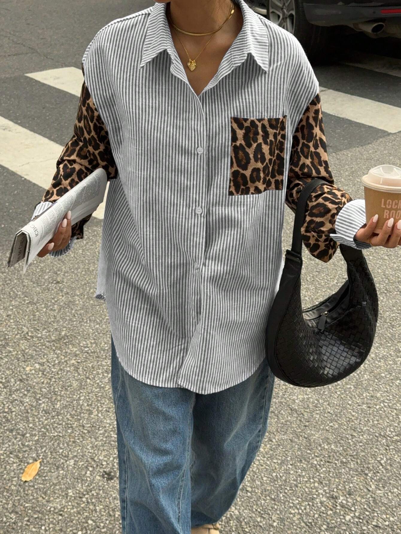 Women'S Blouse With Lion Details 3