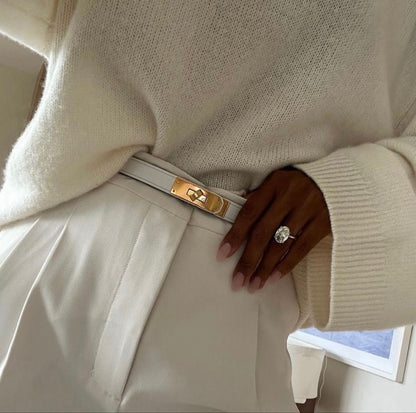 Women's Black Leather Belt – Adjustable Faux Leather Design for Timeless Style and Versatile Use 5