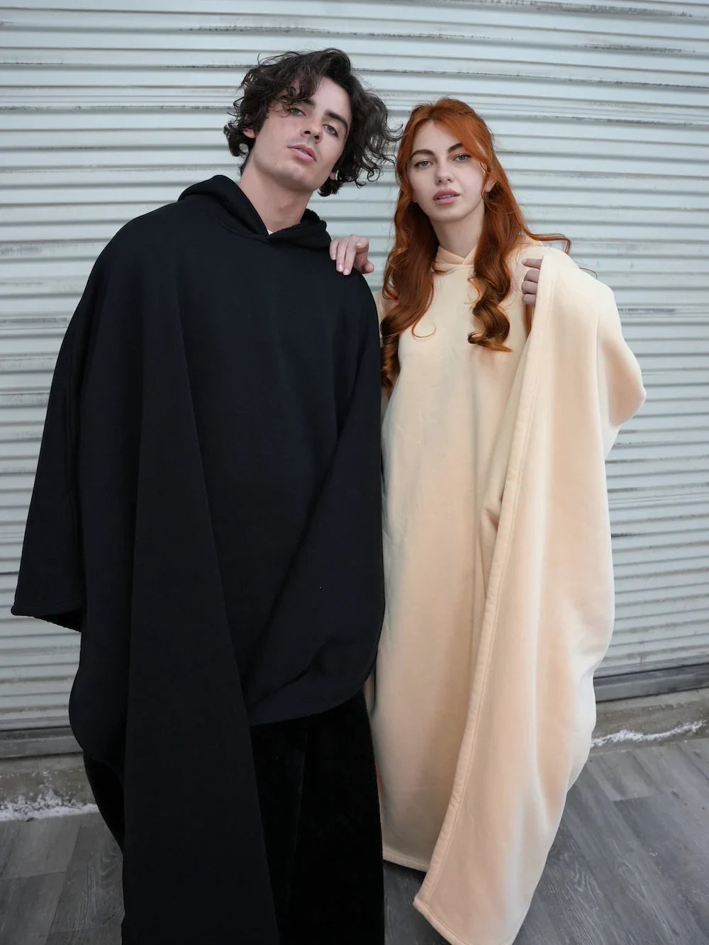 Women's Oversized Hoodie Blanket Soft Fabric Wearable Hoodie