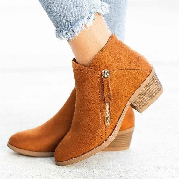 Women’s Ankle Boots – Side-Zip Design with Low Heel and Timeless Silhouette