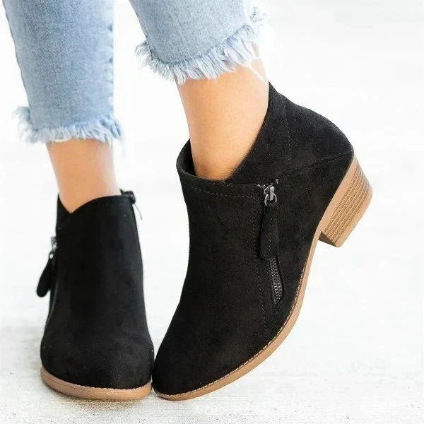 Women’s Ankle Boots – Side-Zip Design with Low Heel and Timeless Silhouette