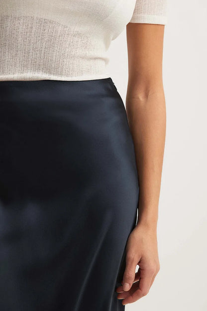 Women’s Maxi Skirt – Elegant Formal Wear for Special Occasions