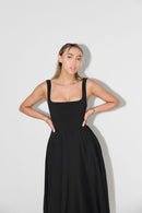 Women’s Midi Dress – Flattering Fit – Cinched Waist – Flowing Silhouette