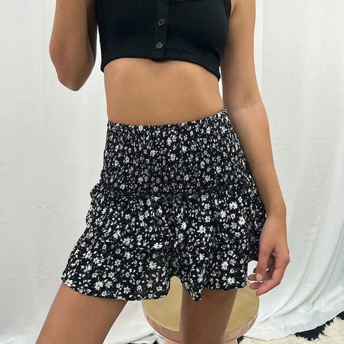 Women’s Summer Mini Skirt – Lightweight Flattering Fit for Warm Days