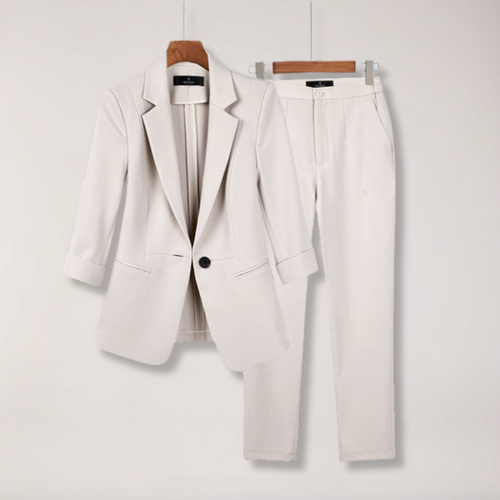Women’s Tailored Blazer and Trousers – Two-Piece Suit Set for Work and Formal Events
