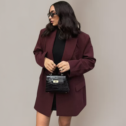 Women’s Tailored Burgundy Blazer – Refined Fit for Smart-Casual Looks