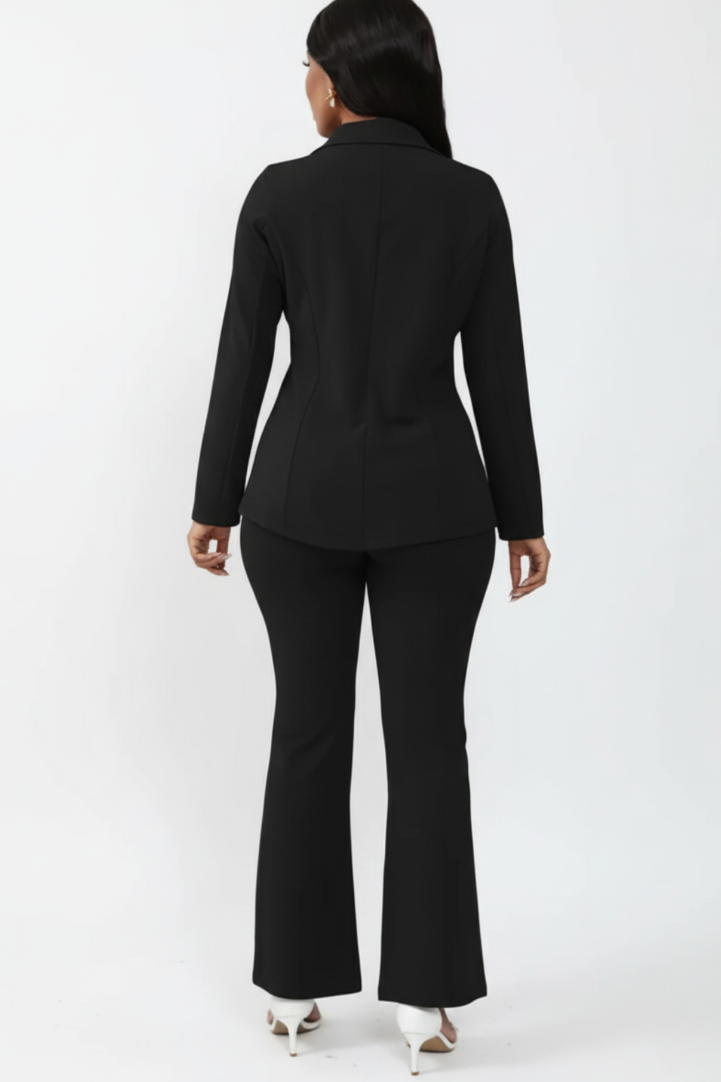 Women’s Two-Piece Suit – Tailored Blazer & Trousers Set