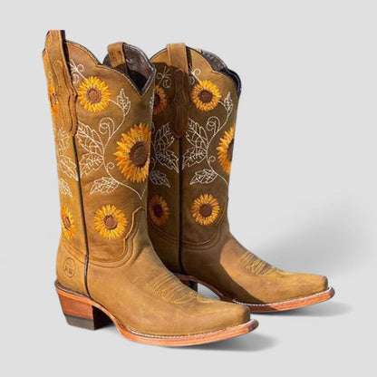 Women’s Western Cowboy Boots – Floral Embroidery Design