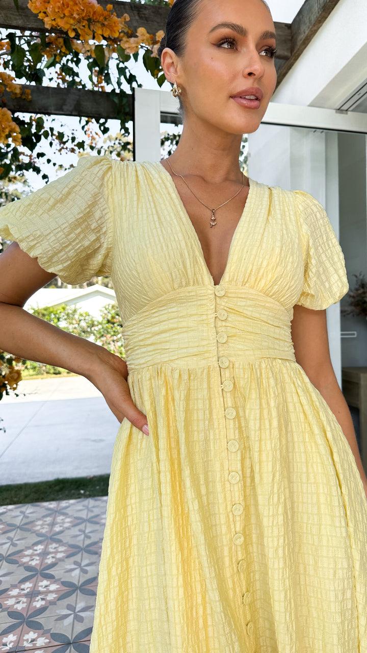 Women's Elegant Button-Front Flowy Maxi Dress – Chic Summer Gown