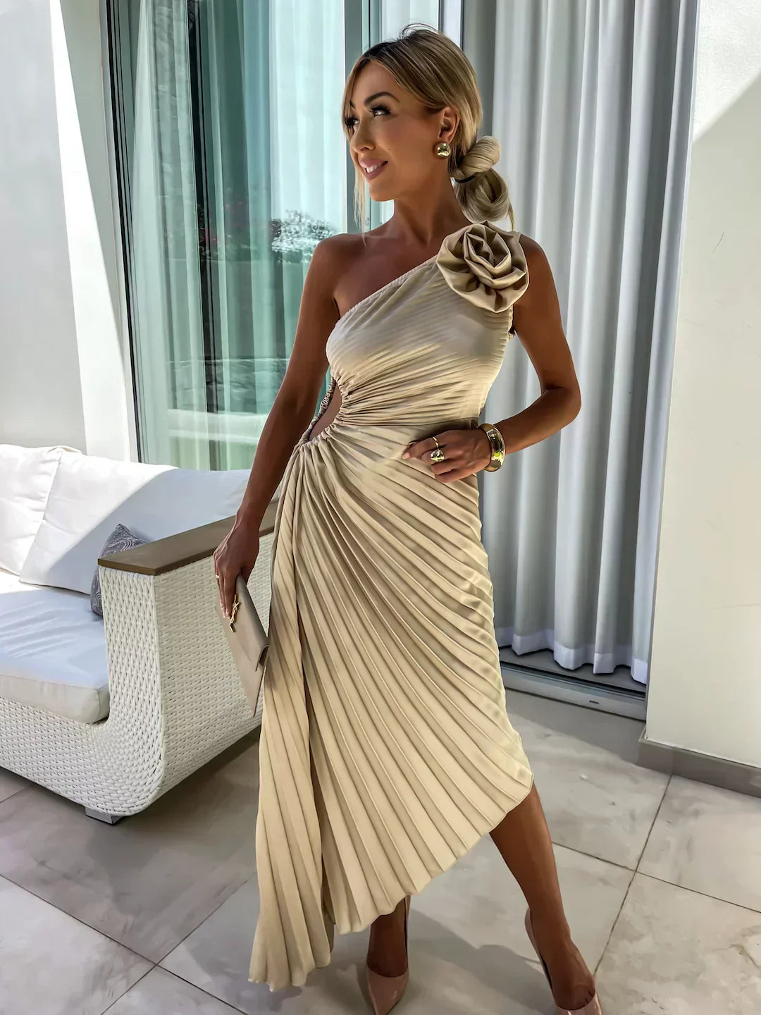 Women's One-Shoulder Pleated Elegant Dress – Flowing Evening Gown