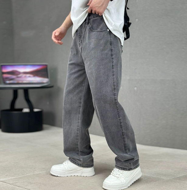 Men's Straight Leg Blue Jeans - Classic Casual Denim Pants